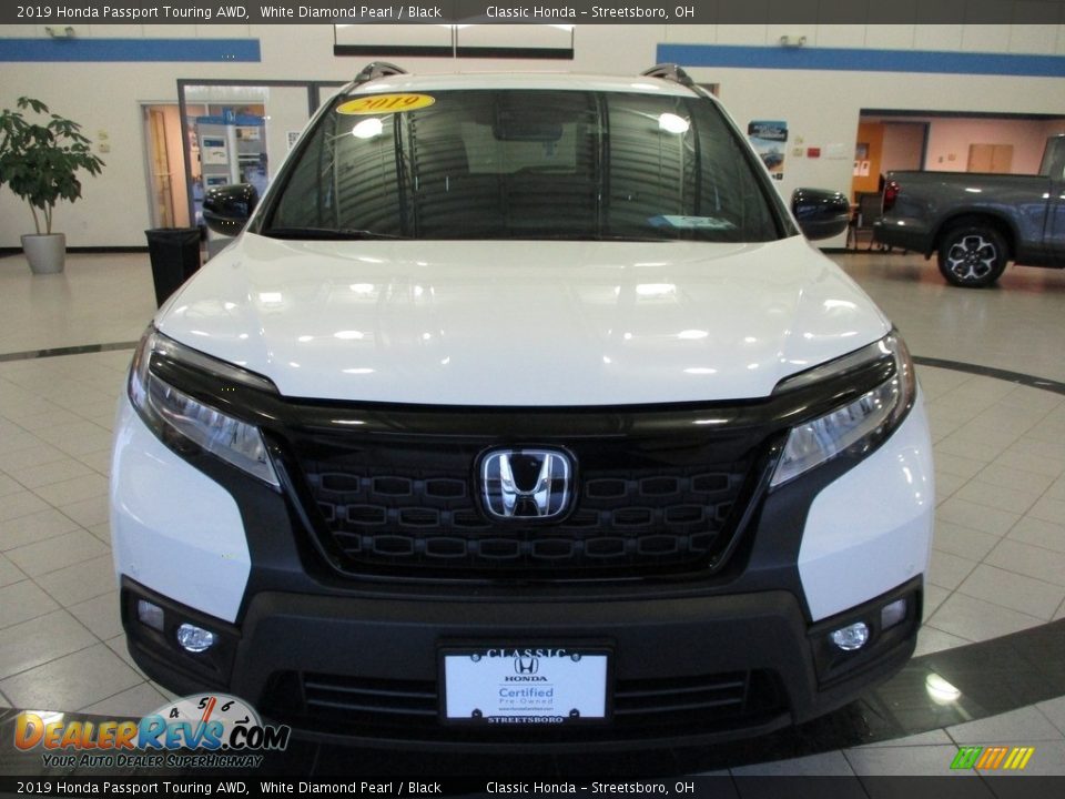 2019 Honda Passport Touring AWD White Diamond Pearl / Black Photo #2