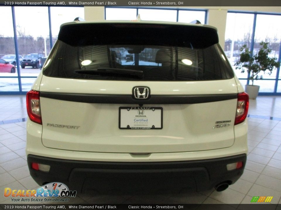 2019 Honda Passport Touring AWD White Diamond Pearl / Black Photo #8