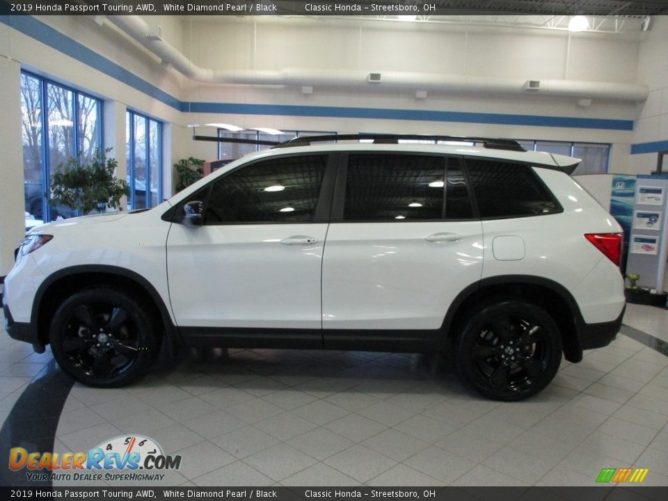 2019 Honda Passport Touring AWD White Diamond Pearl / Black Photo #10