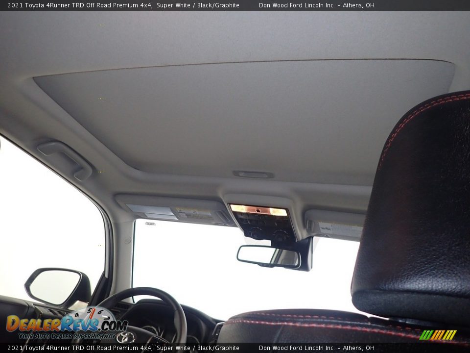 2021 Toyota 4Runner TRD Off Road Premium 4x4 Super White / Black/Graphite Photo #2