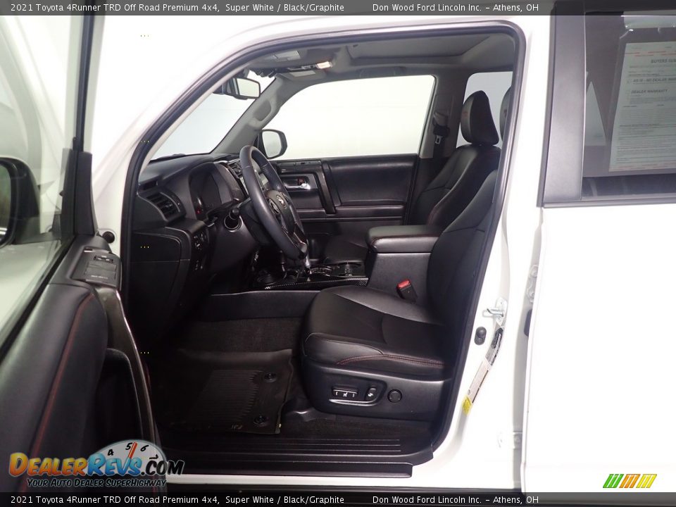 Front Seat of 2021 Toyota 4Runner TRD Off Road Premium 4x4 Photo #25