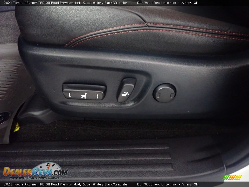 2021 Toyota 4Runner TRD Off Road Premium 4x4 Super White / Black/Graphite Photo #26