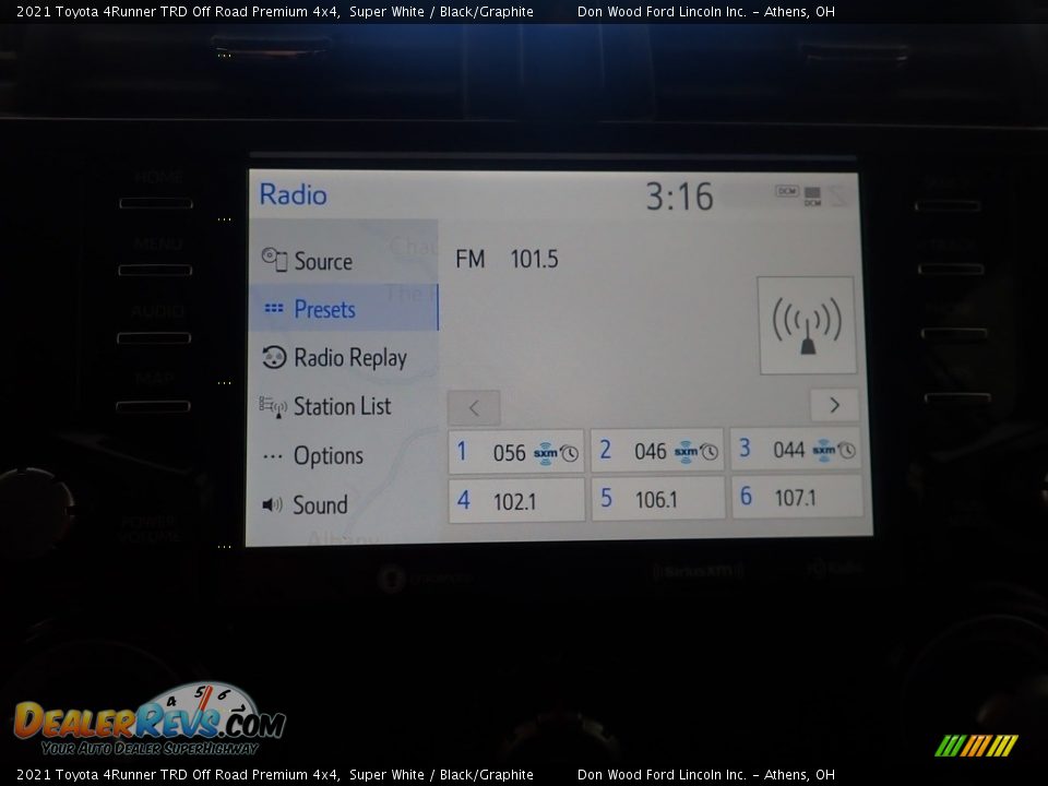 2021 Toyota 4Runner TRD Off Road Premium 4x4 Super White / Black/Graphite Photo #29