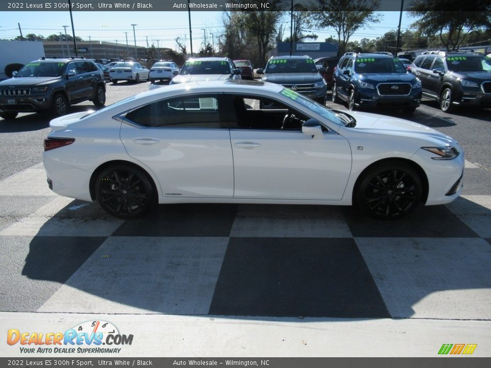 Ultra White 2022 Lexus ES 300h F Sport Photo #3