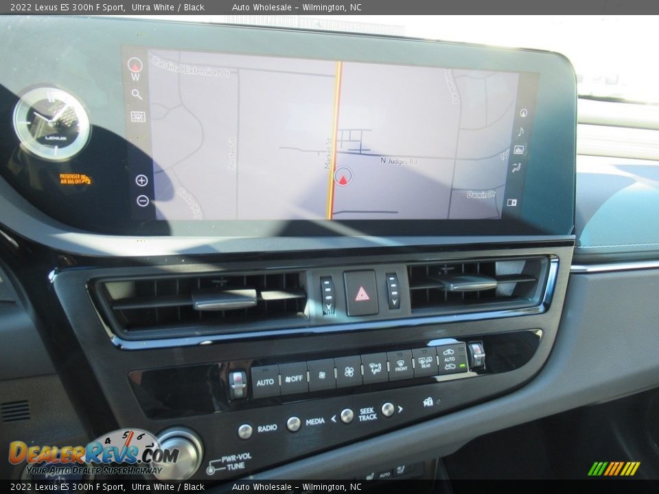 Navigation of 2022 Lexus ES 300h F Sport Photo #17