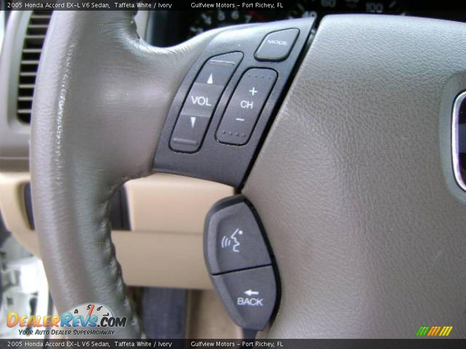 2005 Honda Accord EX-L V6 Sedan Taffeta White / Ivory Photo #28