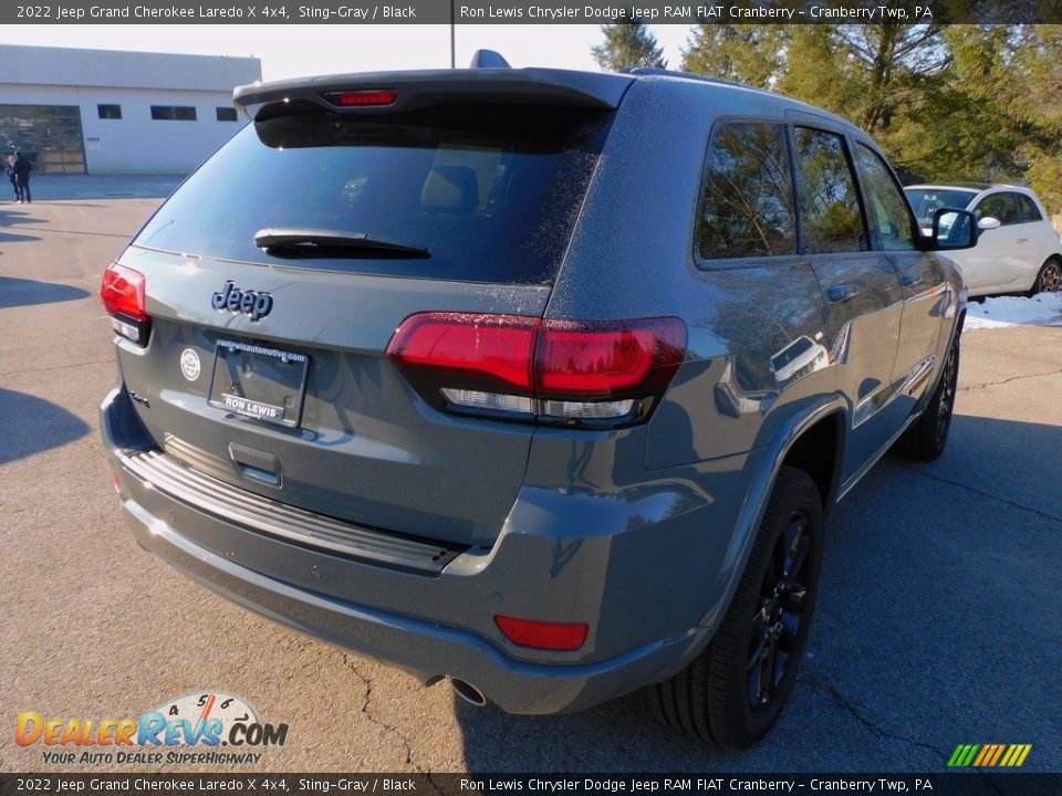 2022 Jeep Grand Cherokee Laredo X 4x4 Sting-Gray / Black Photo #5