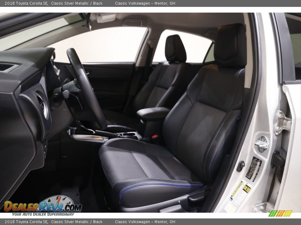 2018 Toyota Corolla SE Classic Silver Metallic / Black Photo #5