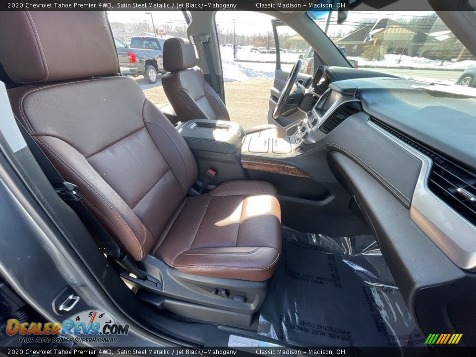Front Seat of 2020 Chevrolet Tahoe Premier 4WD Photo #10