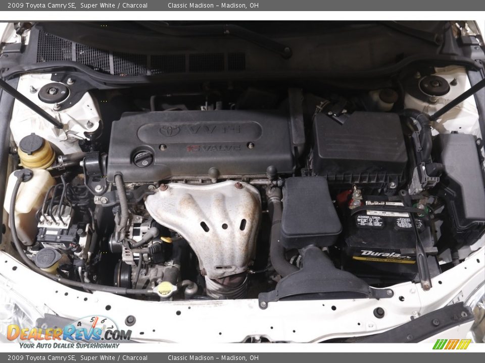 2009 Toyota Camry SE Super White / Charcoal Photo #20