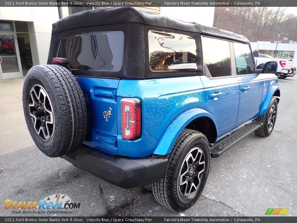 2021 Ford Bronco Outer Banks 4x4 4-Door Velocity Blue / Space Gray/Navy Pier Photo #2