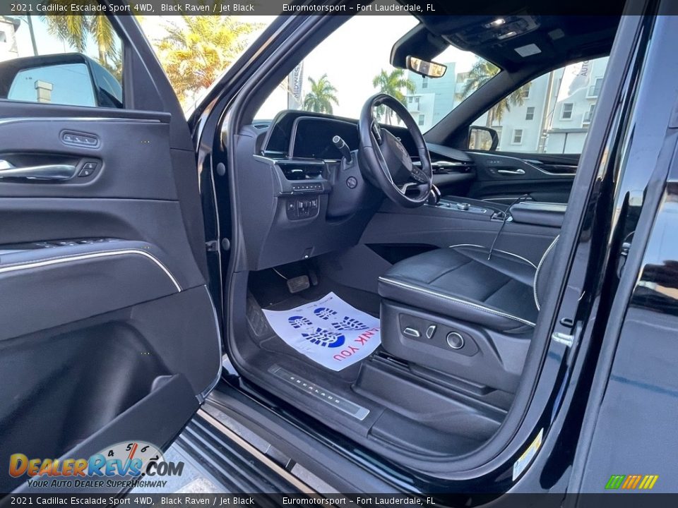 Front Seat of 2021 Cadillac Escalade Sport 4WD Photo #9