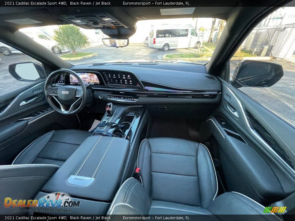 Front Seat of 2021 Cadillac Escalade Sport 4WD Photo #17