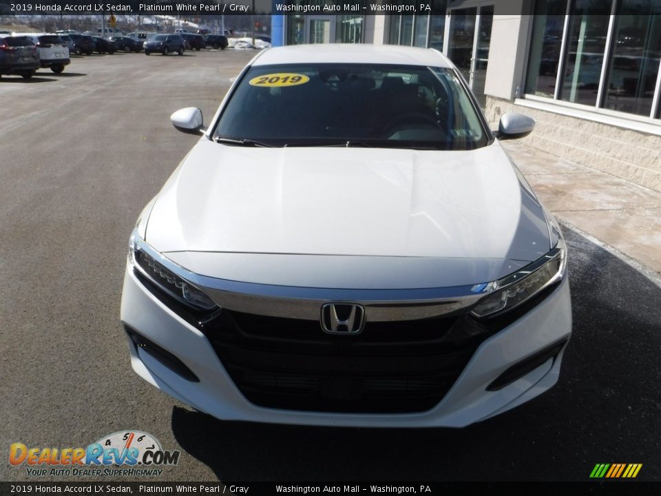 2019 Honda Accord LX Sedan Platinum White Pearl / Gray Photo #4