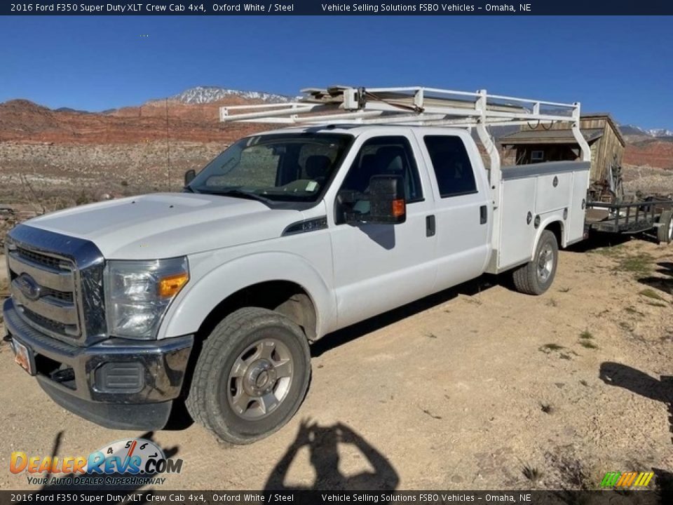 2016 Ford F350 Super Duty XLT Crew Cab 4x4 Oxford White / Steel Photo #2