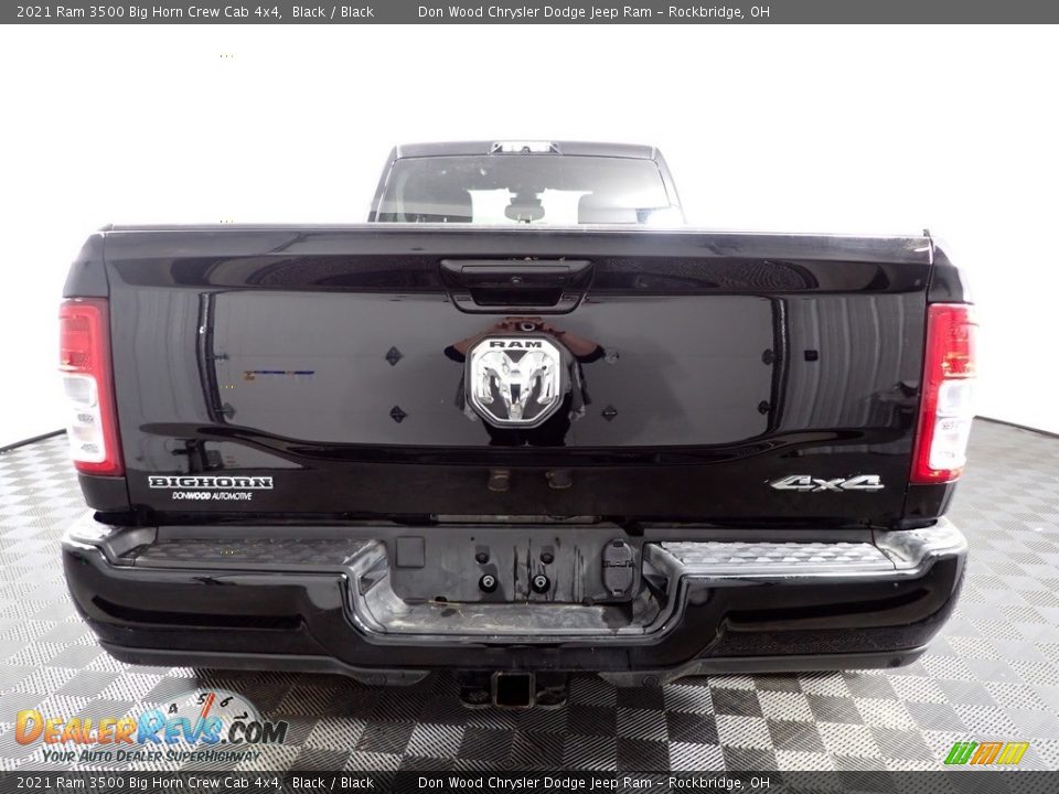 2021 Ram 3500 Big Horn Crew Cab 4x4 Black / Black Photo #10