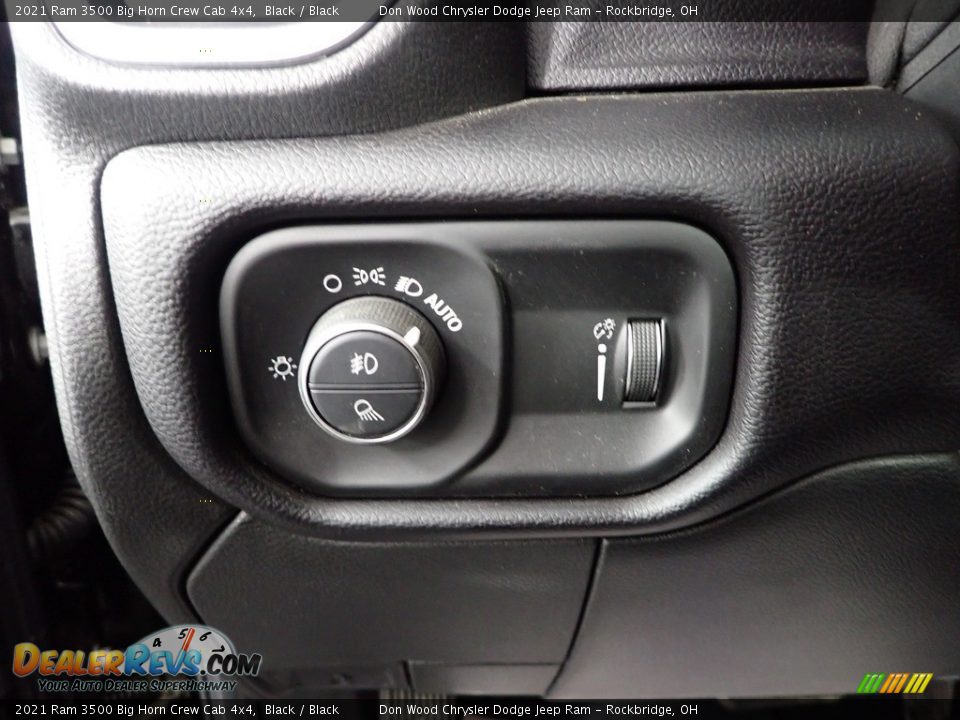 2021 Ram 3500 Big Horn Crew Cab 4x4 Black / Black Photo #17