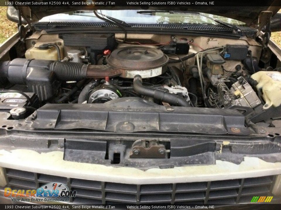1993 Chevrolet Suburban K2500 4x4 7.4 Liter OHV 16-Valve V8 Engine Photo #5