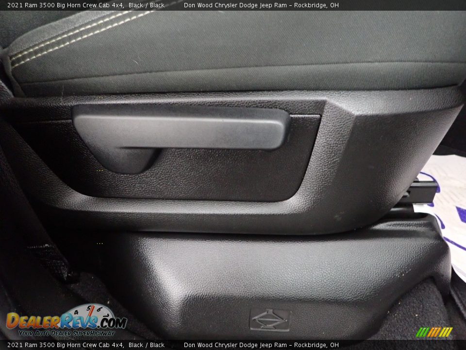 2021 Ram 3500 Big Horn Crew Cab 4x4 Black / Black Photo #31