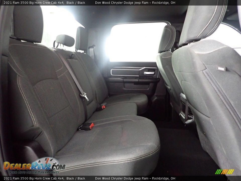 2021 Ram 3500 Big Horn Crew Cab 4x4 Black / Black Photo #33