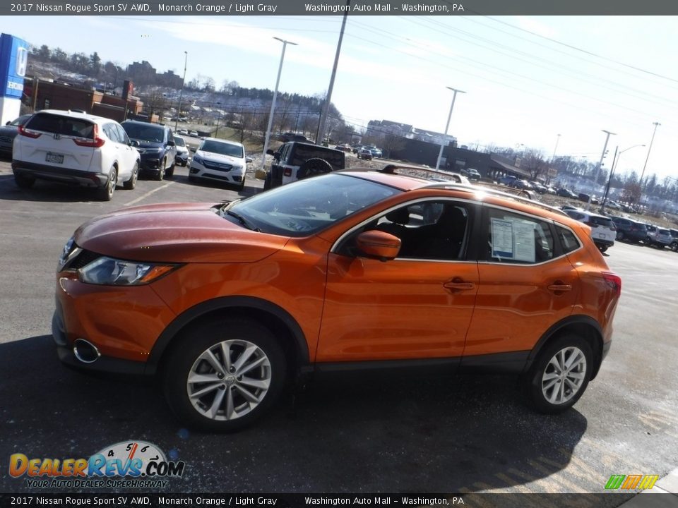 2017 Nissan Rogue Sport SV AWD Monarch Orange / Light Gray Photo #7