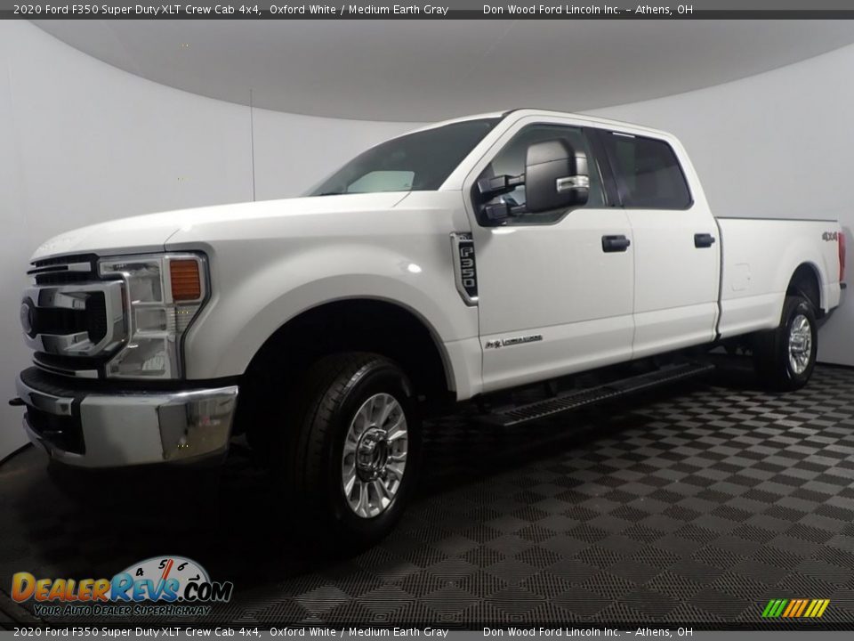 2020 Ford F350 Super Duty XLT Crew Cab 4x4 Oxford White / Medium Earth Gray Photo #8