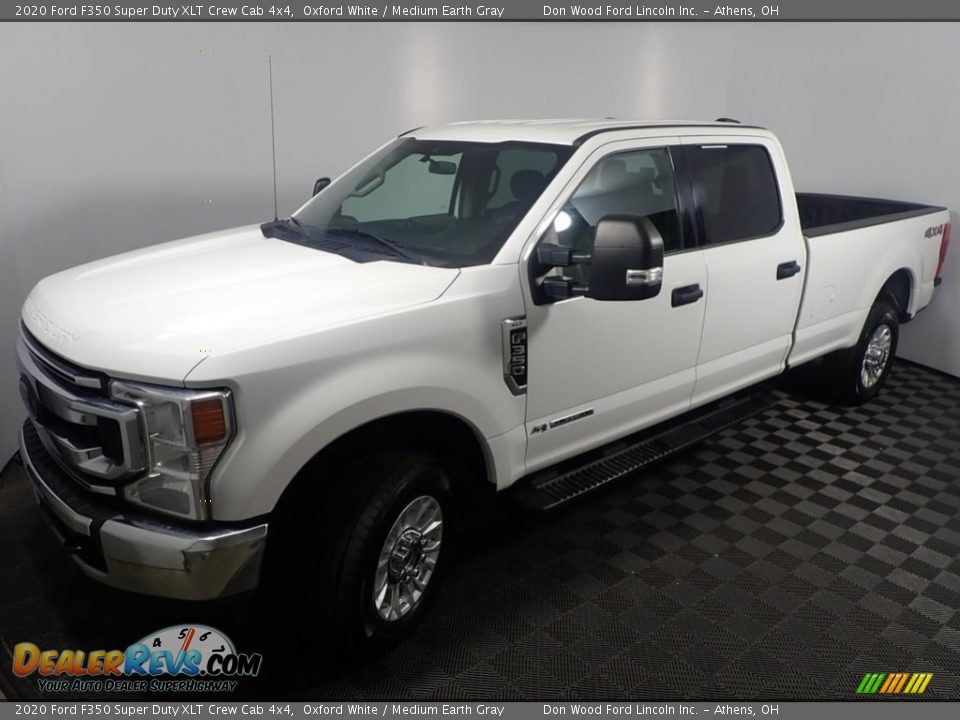 2020 Ford F350 Super Duty XLT Crew Cab 4x4 Oxford White / Medium Earth Gray Photo #9
