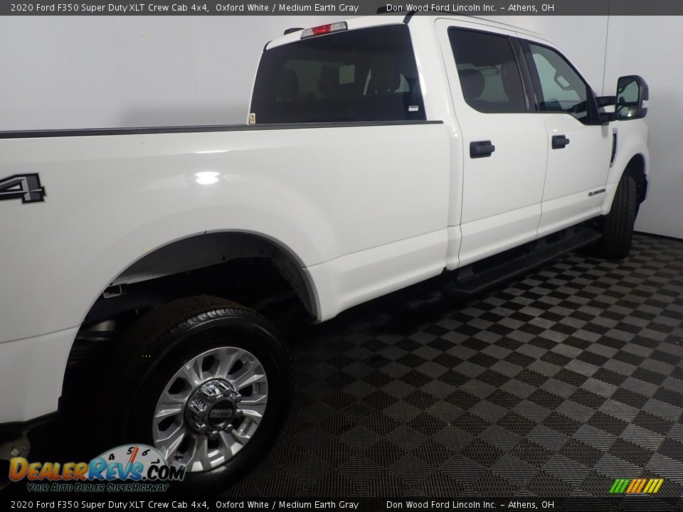 2020 Ford F350 Super Duty XLT Crew Cab 4x4 Oxford White / Medium Earth Gray Photo #16
