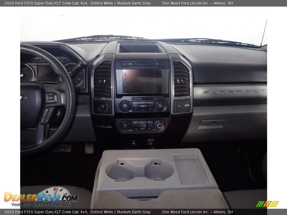 2020 Ford F350 Super Duty XLT Crew Cab 4x4 Oxford White / Medium Earth Gray Photo #22