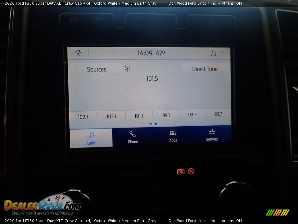 2020 Ford F350 Super Duty XLT Crew Cab 4x4 Oxford White / Medium Earth Gray Photo #23