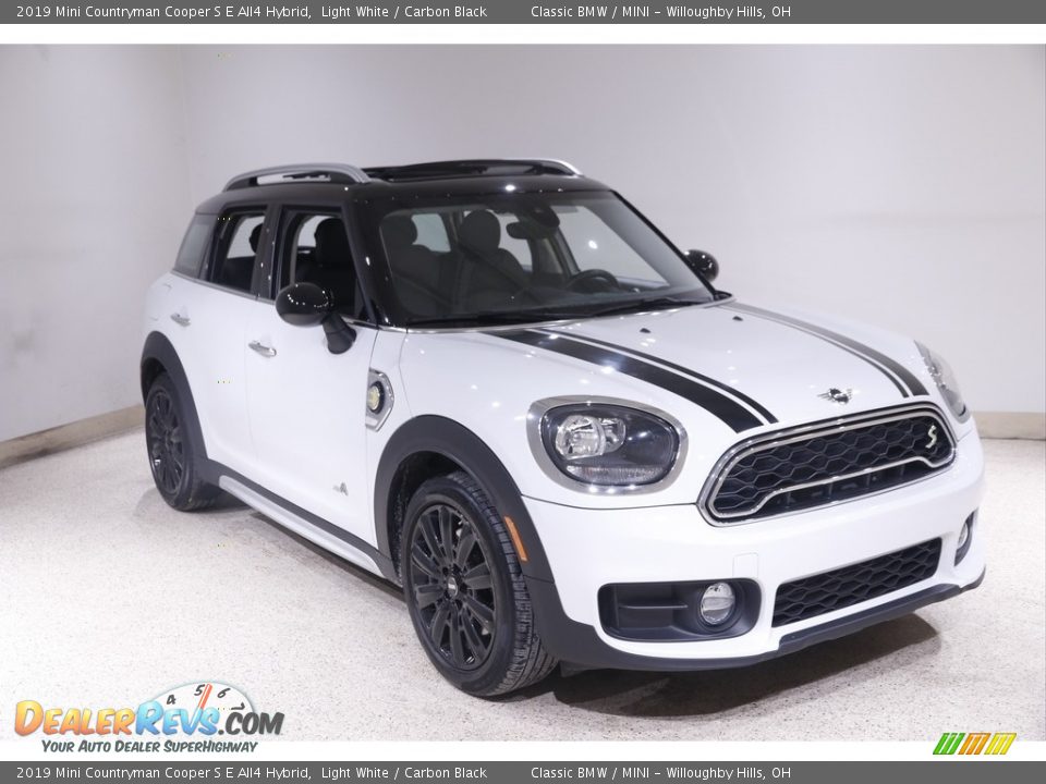 2019 Mini Countryman Cooper S E All4 Hybrid Light White / Carbon Black Photo #1