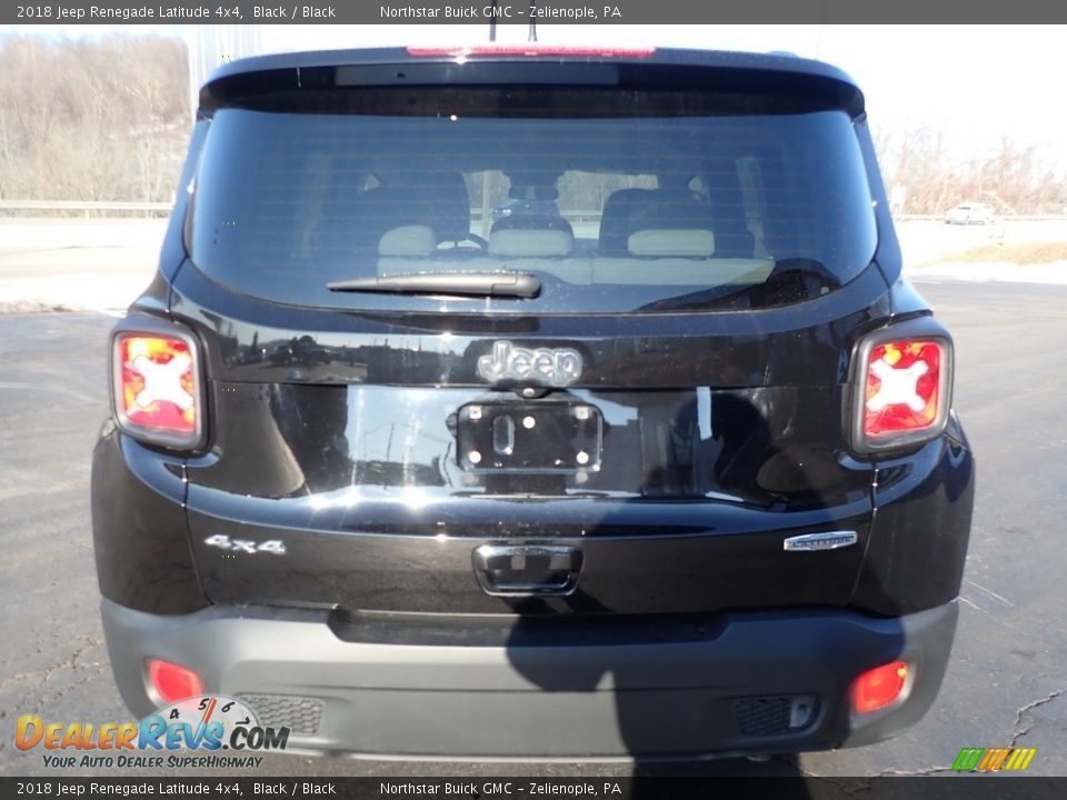 2018 Jeep Renegade Latitude 4x4 Black / Black Photo #10