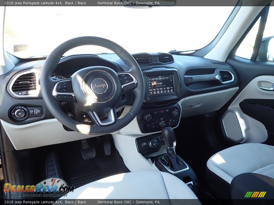 2018 Jeep Renegade Latitude 4x4 Black / Black Photo #18