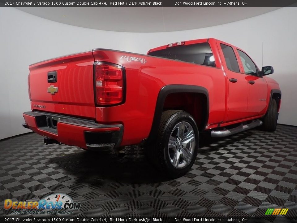 2017 Chevrolet Silverado 1500 Custom Double Cab 4x4 Red Hot / Dark Ash/Jet Black Photo #15