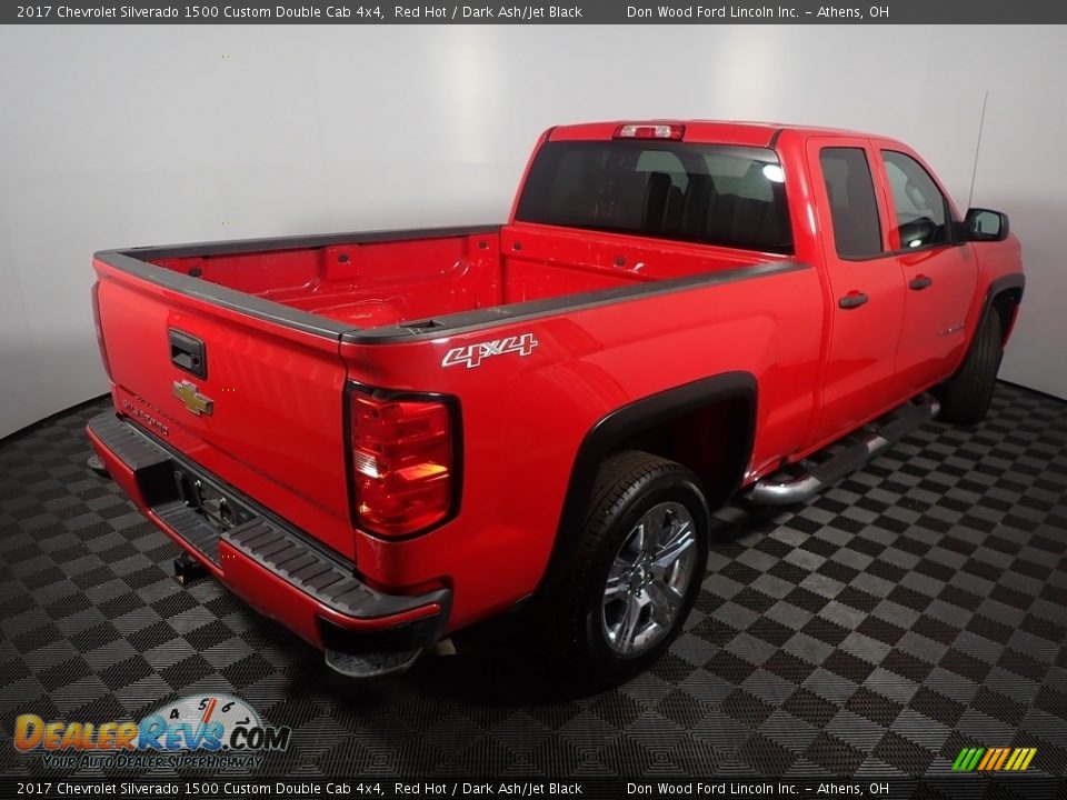 2017 Chevrolet Silverado 1500 Custom Double Cab 4x4 Red Hot / Dark Ash/Jet Black Photo #16