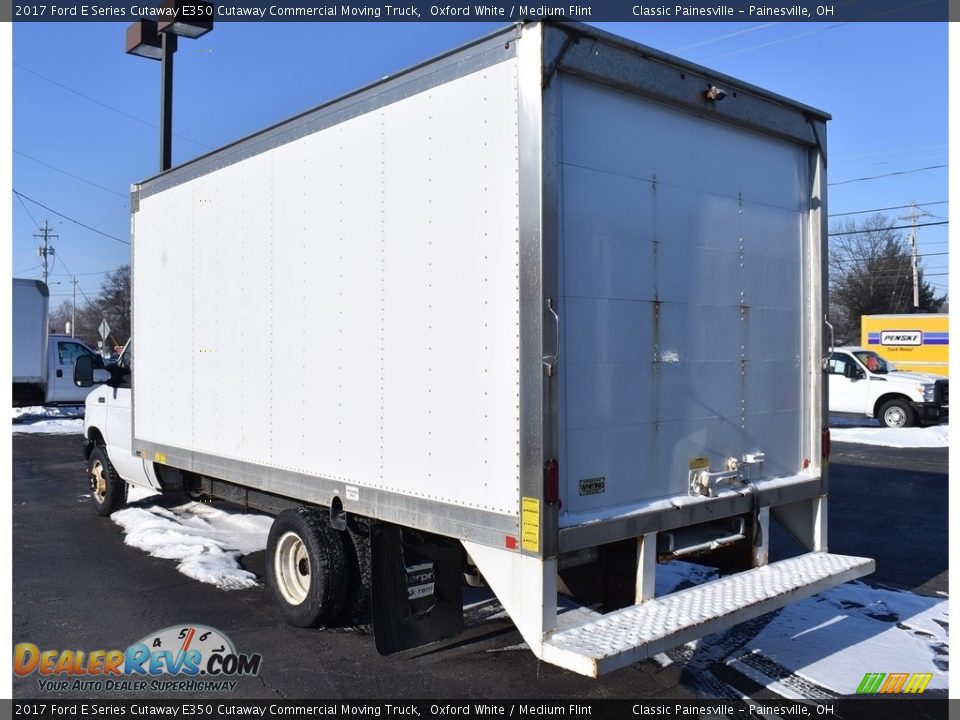 2017 Ford E Series Cutaway E350 Cutaway Commercial Moving Truck Oxford White / Medium Flint Photo #7