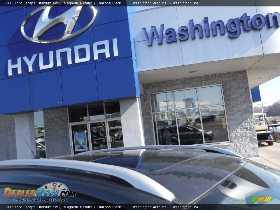 2016 Ford Escape Titanium 4WD Magnetic Metallic / Charcoal Black Photo #4