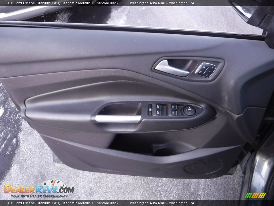 2016 Ford Escape Titanium 4WD Magnetic Metallic / Charcoal Black Photo #13