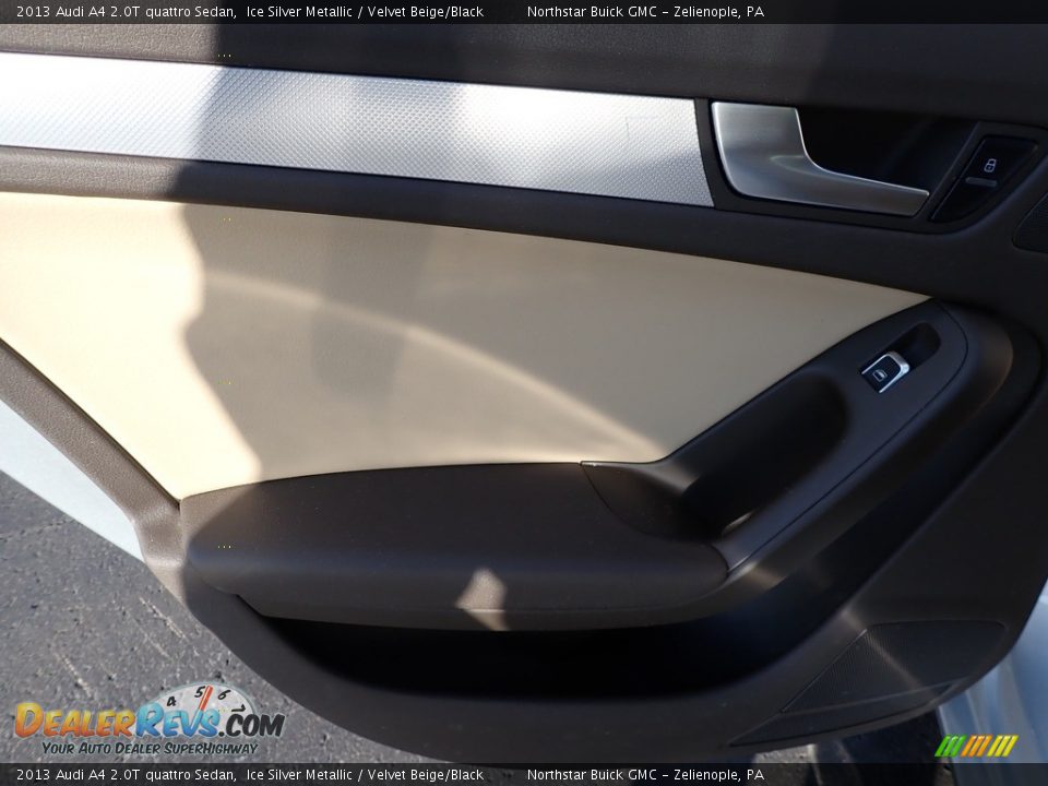 2013 Audi A4 2.0T quattro Sedan Ice Silver Metallic / Velvet Beige/Black Photo #18