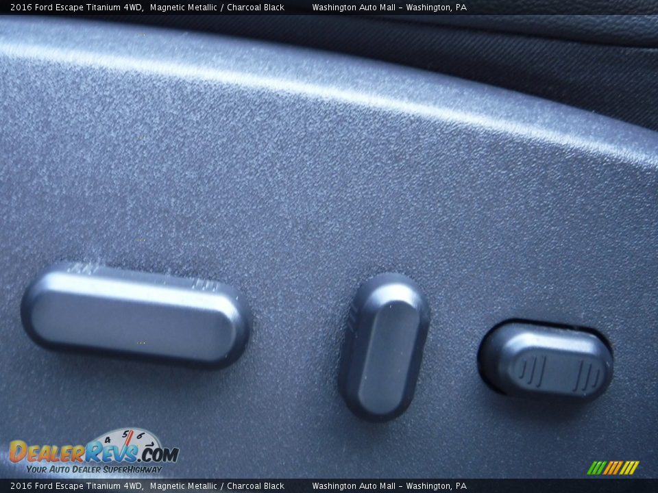 2016 Ford Escape Titanium 4WD Magnetic Metallic / Charcoal Black Photo #17