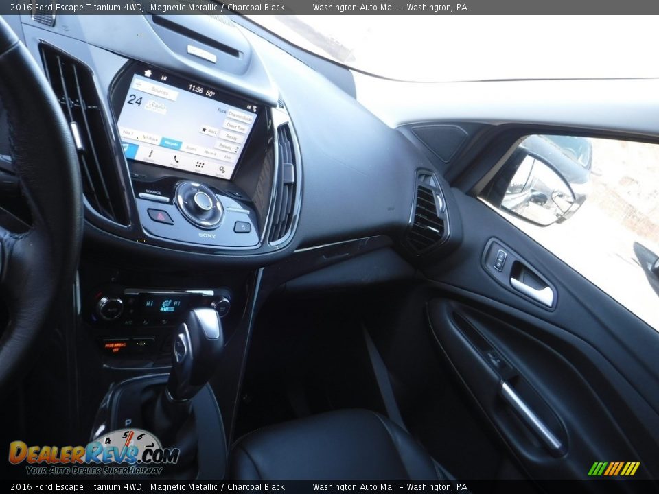 2016 Ford Escape Titanium 4WD Magnetic Metallic / Charcoal Black Photo #20