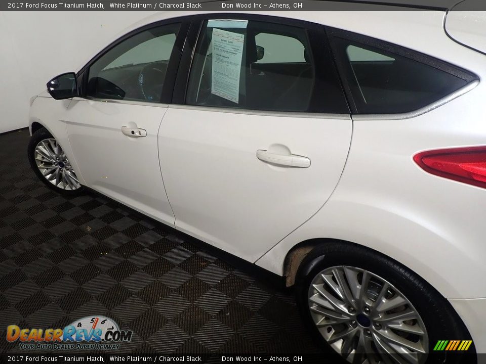 2017 Ford Focus Titanium Hatch White Platinum / Charcoal Black Photo #19