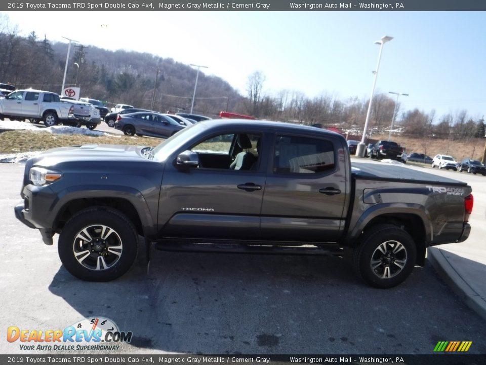 2019 Toyota Tacoma TRD Sport Double Cab 4x4 Magnetic Gray Metallic / Cement Gray Photo #15