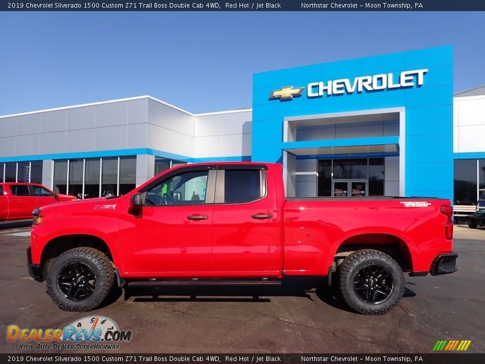 2019 Chevrolet Silverado 1500 Custom Z71 Trail Boss Double Cab 4WD Red Hot / Jet Black Photo #3