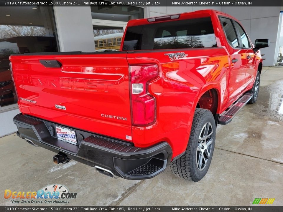 2019 Chevrolet Silverado 1500 Custom Z71 Trail Boss Crew Cab 4WD Red Hot / Jet Black Photo #4