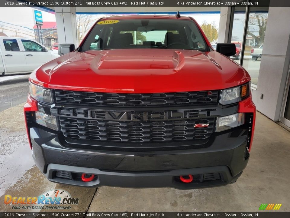 2019 Chevrolet Silverado 1500 Custom Z71 Trail Boss Crew Cab 4WD Red Hot / Jet Black Photo #9