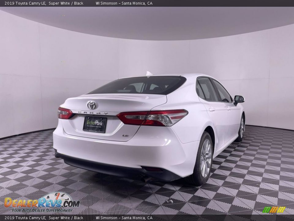 2019 Toyota Camry LE Super White / Black Photo #7