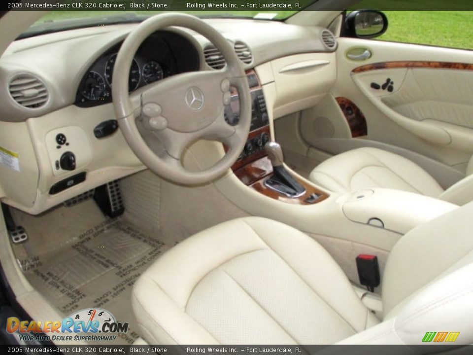 2005 Mercedes-Benz CLK 320 Cabriolet Black / Stone Photo #10