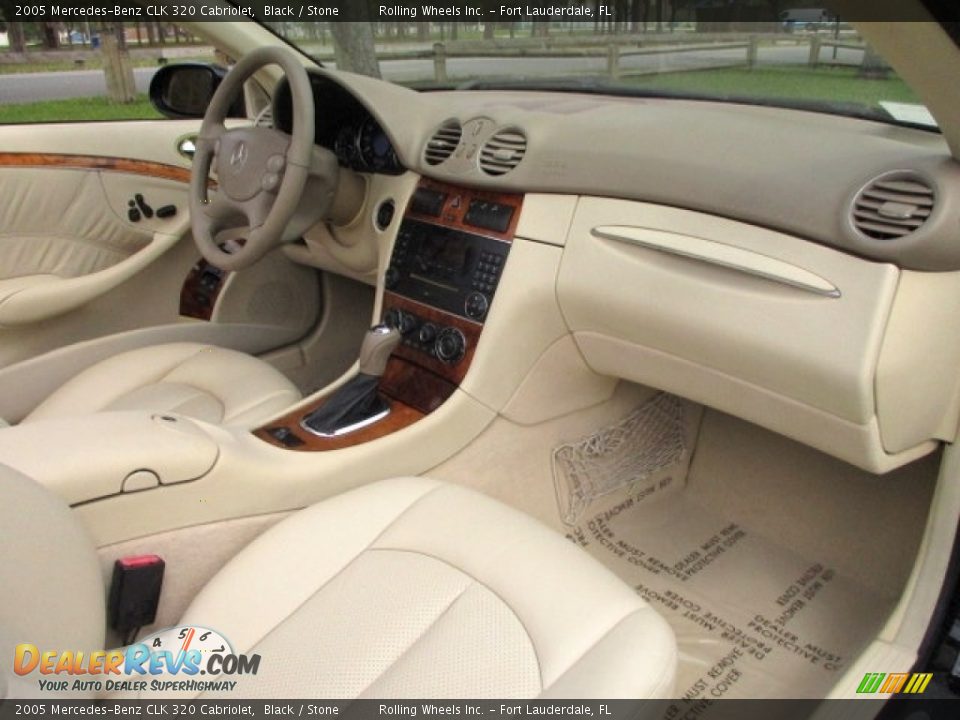 2005 Mercedes-Benz CLK 320 Cabriolet Black / Stone Photo #12