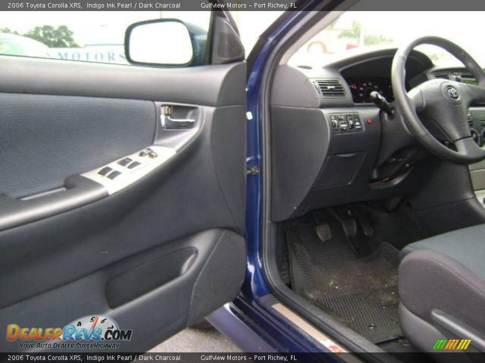 2006 Toyota Corolla XRS Indigo Ink Pearl / Dark Charcoal Photo #13